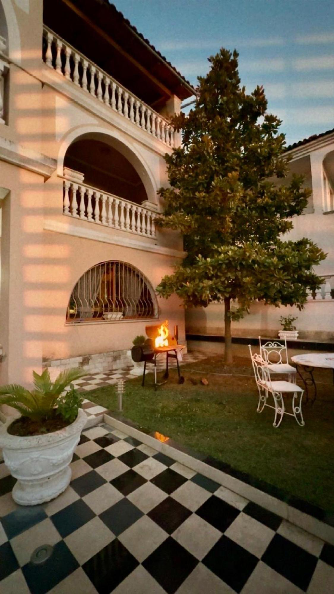 Guest House Pulake بيرات المظهر الخارجي الصورة