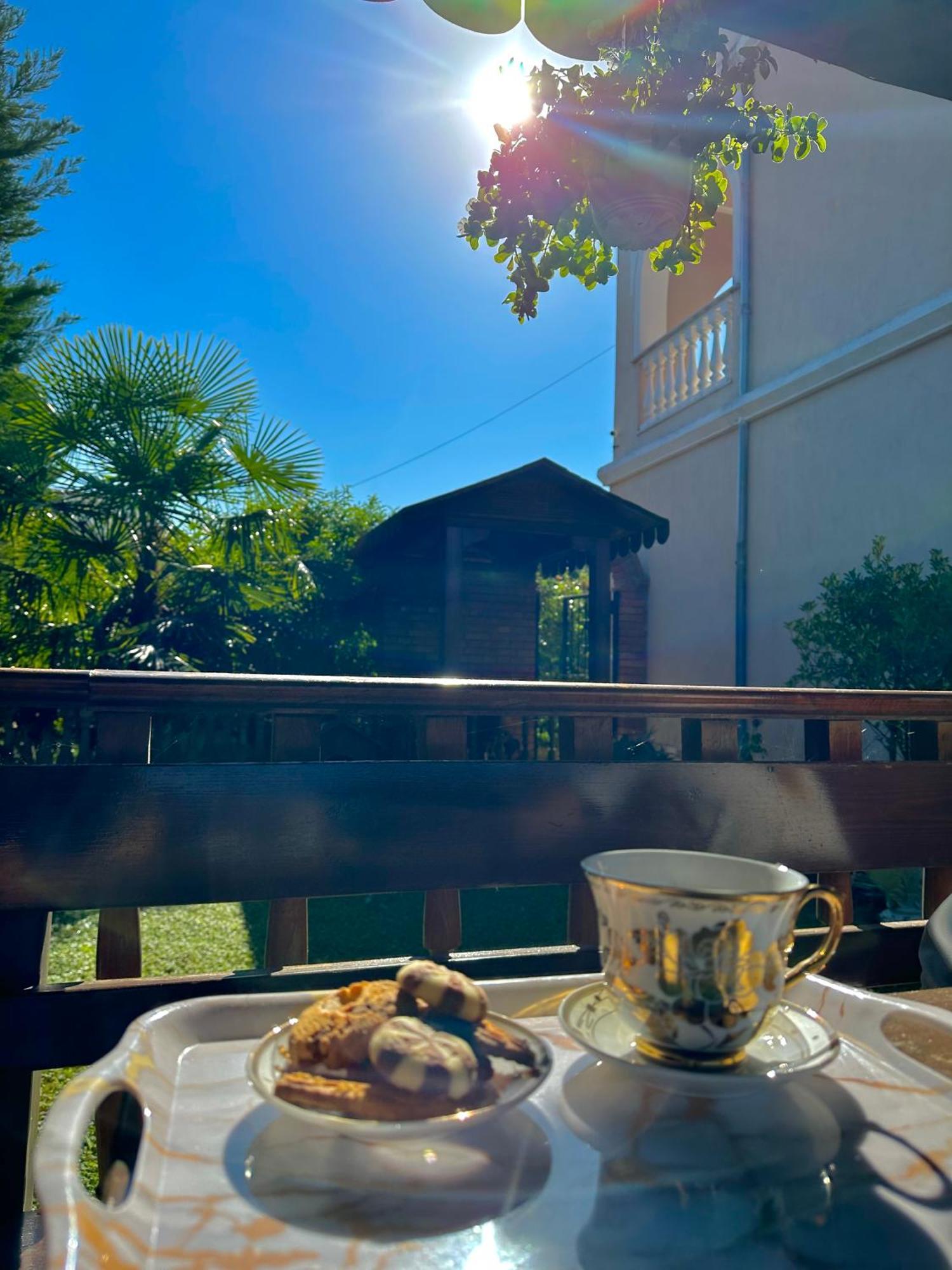 Guest House Pulake بيرات المظهر الخارجي الصورة
